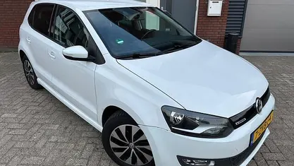 Occasion 2015 VW Polo Edition Hatchback | € 6.999 (Eerlijke prijs)