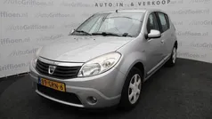 Grijs Gebruikt 2008 Dacia Sandero Lauréate Hatchback | € 1.390 (Goede deal)