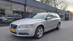 Grijs Gebruikt 2011 Volvo V70 Stationwagen | € 9.999 (Eerlijke prijs)