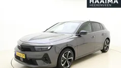 Grijs Gebruikt 2024 Opel Astra Hatchback | € 26.645 (Eerlijke prijs)