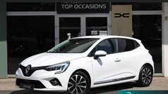 Wit Gebruikt 2021 Renault Clio V Zen Hatchback | € 16.745 (Super prijs)