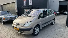 Gebruikt 2003 Citroën Xsara Picasso MPV | € 999 (Eerlijke prijs)