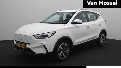 Wit Gebruikt 2022 MG ZS Comfort Sedan | € 18.995 (Eerlijke prijs)