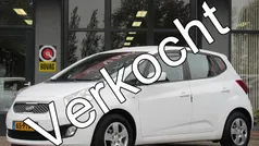 Wit Gebruikt 2011 Kia Venga Hatchback | € 6.450 (Eerlijke prijs)