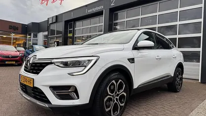 Blanc qxb Occasion 2023 Renault Arkana Techno SUV | € 26.985 (Eerlijke prijs)