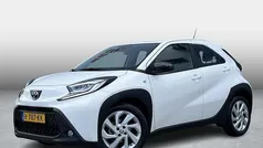 Wit Gebruikt 2022 Toyota Aygo Hatchback | € 19.999 (Eerlijke prijs)