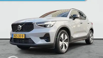 Occasion 2025 Volvo XC40 Plus SUV | € 39.985 (Eerlijke prijs)