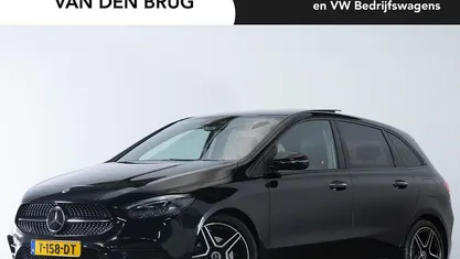 Occasion Mercedes B180 AMG line 2023 MPV