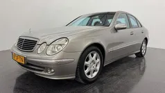 Grijs Gebruikt 2004 Mercedes E200 Avantgarde Sedan | € 3.245 (Super prijs)