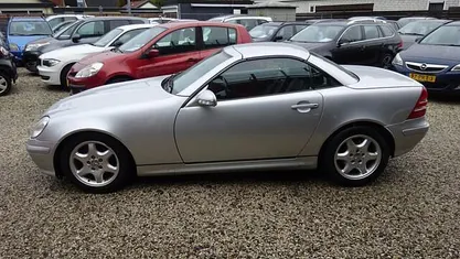Grijs Gebruikt 2002 Mercedes SLK230 Cabriolet | € 5.495 (Eerlijke prijs)