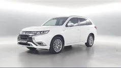 Wit Gebruikt 2019 Mitsubishi Outlander P-HEV Instyle SUV | € 22.750 (Eerlijke prijs)