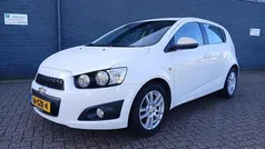 Wit Gebruikt 2012 Chevrolet Aveo Hatchback | € 1.999 (Eerlijke prijs)