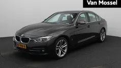 Gebruikt 2016 BMW 330e Executive Sedan | € 18.900 (Eerlijke prijs)