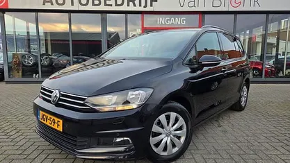 Occasion 2018 VW Touran Comfortline MPV | € 18.750 (Eerlijke prijs)