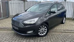 Grijs, metallic lak Gebruikt 2017 Ford Grand C-Max Titanium MPV | € 12.999 (Eerlijke prijs)