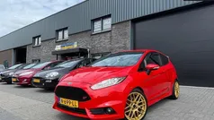 Rood Gebruikt 2014 Ford Fiesta ST Hatchback | € 10.750 (Eerlijke prijs)