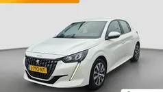 Wit Gebruikt 2020 Peugeot 208 Active Hatchback | € 13.835 (Eerlijke prijs)
