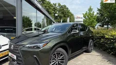 Groen Gebruikt 2024 Lexus NX450h+ Luxury Line SUV | € 59.500 (Eerlijke prijs)