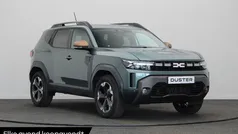 Cedar green (groen mica) Nieuw 2025 Dacia Duster Extreme SUV | € 35.425 (Eerlijke prijs)
