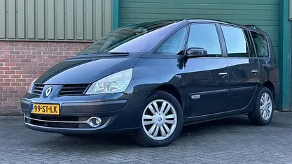 Grijs (metallic) Gebruikt 2006 Renault Grand Espace Initiale MPV | € 1.950 (Eerlijke prijs)