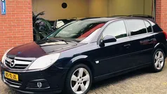 Blauw Gebruikt 2006 Opel Signum Sport Hatchback | € 1.499 (Eerlijke prijs)