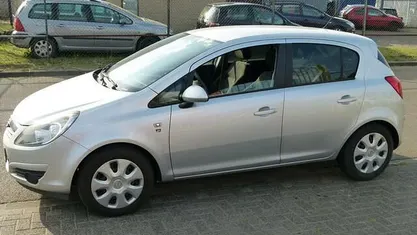 Occasion Opel Corsa Edition 69 PK (50 kW) 2010 Hatchback