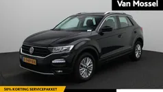 Zwart Gebruikt 2021 VW T-Roc Business SUV | € 19.900 (Goede deal)