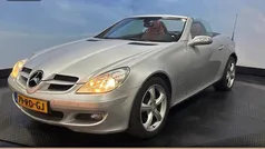 Grijs Gebruikt 2005 Mercedes SLK200 Cabriolet | € 6.950 (Eerlijke prijs)