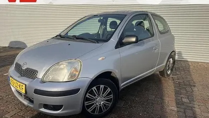 Gebruikt 2003 Toyota Yaris Luna Hatchback | € 2.448 (Eerlijke prijs)