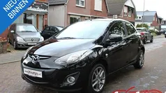 Zwart Gebruikt 2013 Mazda 2 Hatchback | € 6.900 (Eerlijke prijs)