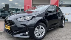 Zwart Nieuw 2025 Toyota Yaris Active Hatchback | € 26.200 (Eerlijke prijs)