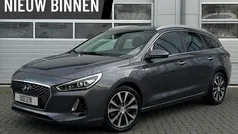 Grijs Gebruikt 2018 Hyundai i30 Premium Stationwagen | € 14.950 (Eerlijke prijs)
