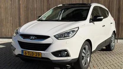 Wit (metallic) Gebruikt 2014 Hyundai ix35 SUV | € 6.999 (Eerlijke prijs)