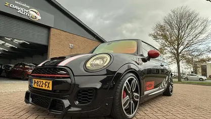 Zwart Gebruikt 2016 Mini John Cooper Works Chili Hatchback | € 15.999 (Eerlijke prijs)
