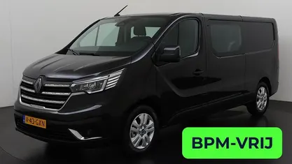 Zwart Occasion 2024 Renault Trafic MPV | € 30.602 (Eerlijke prijs)