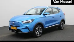Blauw Gebruikt 2023 MG ZS Comfort Sedan | € 21.995 (Eerlijke prijs)