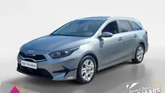 Grijs Gebruikt 2022 Kia Ceed Turbo Hatchback | € 22.940 (Eerlijke prijs)