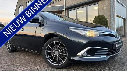 Occasion 2015 Toyota Auris Touring Sports Executive Stationwagen | € 9.250 (Goede deal)