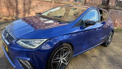 Blauw (metallic) Occasion 2018 Seat Ibiza Business Hatchback | € 9.250 (Super prijs)