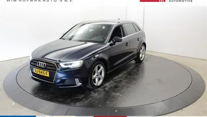 Blauw Gebruikt 2019 Audi A3 Sportback Sport Hatchback | € 16.740 (Eerlijke prijs)