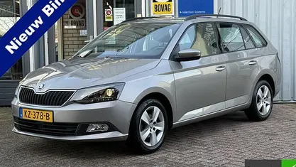 Grijs Occasion 2017 Skoda Fabia Business Line Stationwagen | € 9.950 (Eerlijke prijs)
