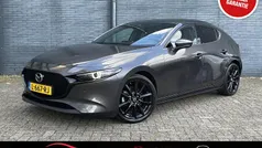 Grijs Gebruikt 2021 Mazda 3 Luxury Hatchback | € 21.900 (Eerlijke prijs)