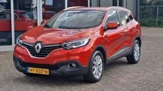 Rood Gebruikt 2016 Renault Kadjar Zen SUV | € 13.400 (Eerlijke prijs)