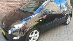 Zwart Gebruikt 2012 Renault Twingo Collection Hatchback | € 3.998 (Eerlijke prijs)