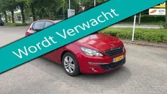 Rood Gebruikt 2017 Peugeot 308 Hatchback | € 8.245 (Goede deal)