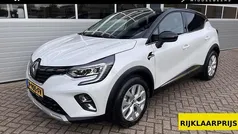 Gebruikt 2020 Renault Captur Intens SUV | € 17.900 (Eerlijke prijs)