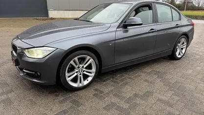 Grijs (metallic) Occasion 2013 BMW 316 Executive Sedan | € 6.400 (Super prijs)