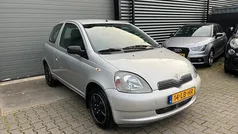 Gebruikt 2002 Toyota Yaris Hatchback | € 1.695 (Eerlijke prijs)