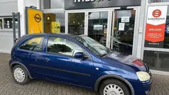 Blauw Gebruikt 2004 Opel Corsa Enjoy Hatchback | € 1.290 (Eerlijke prijs)