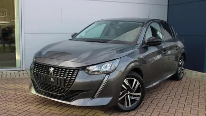 Gebruikt 2023 Peugeot 208 Allure Hatchback | € 16.900 (Goede deal)